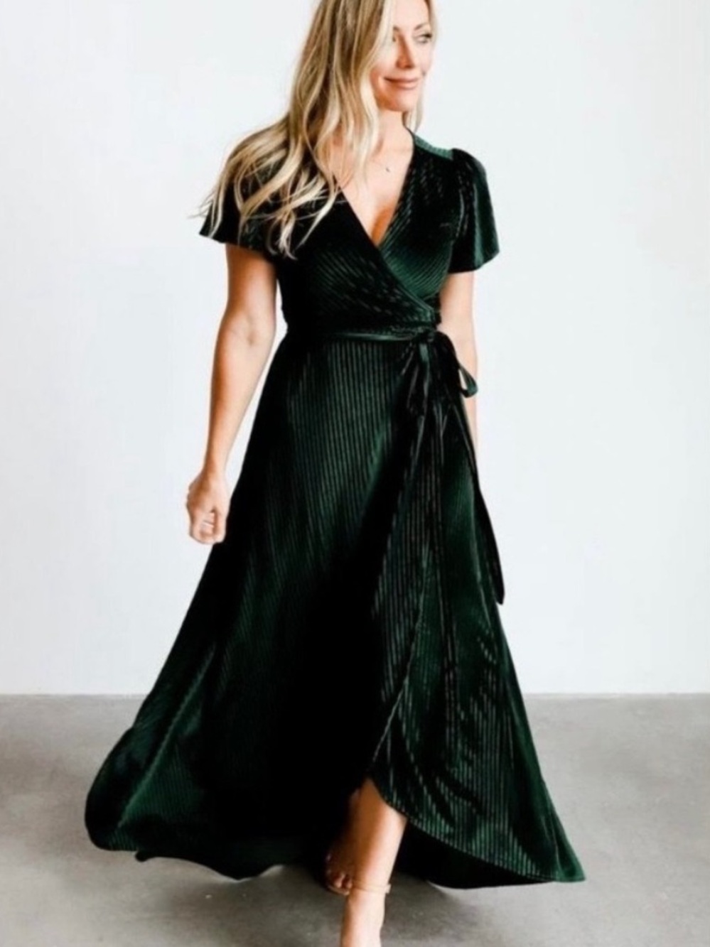 NWT Baltic Born Andi Ribbed Velvet Wrap Dress in Emerald Green Sz M
